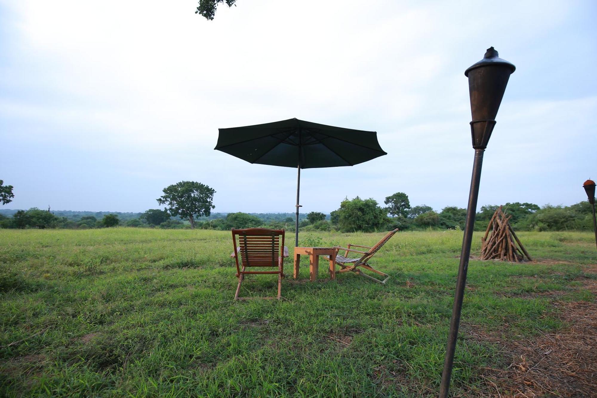 The Campers Lodge Yala Exterior foto